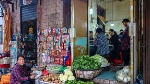 万达后街吃瓜事件视频,一场引发热议的网络视频风波