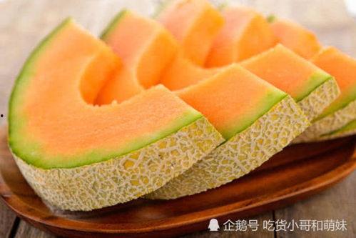 外国小哥吃哈密瓜雪糕视频,甜蜜滋味引发全球热议