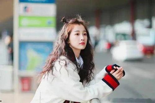 虞书欣采访吃瓜完整视频,虞书欣采访吃瓜幕后趣事大揭秘