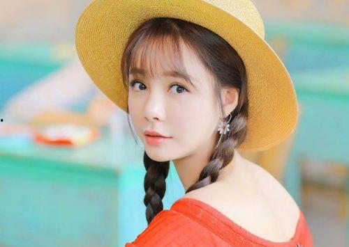 香港女艺人吃瓜视频播放,揭秘娱乐圈幕后趣闻