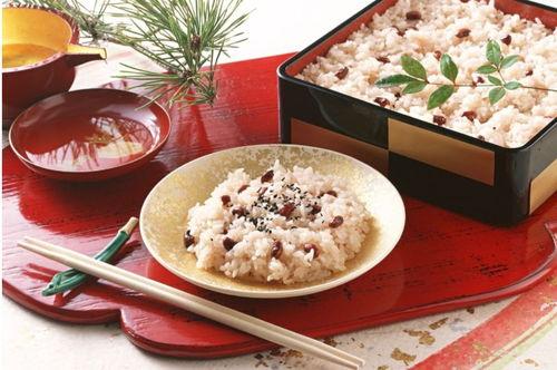 小厨娘美食记吃瓜视频,揭秘吃瓜视频背后的美食奥秘