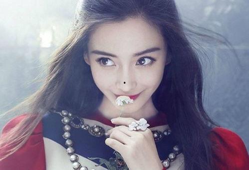 杨颖吃瓜看戏图片大全视频,捕捉明星日常趣味瞬间