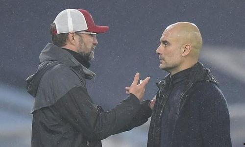 锋叔吃瓜的姿势特酷视频,一招秒变“瓜界达人”