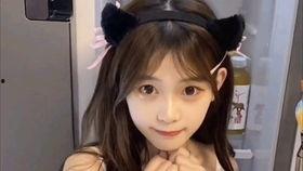 末班车上吃瓜视频,揭秘都市夜归人的闲聊时光