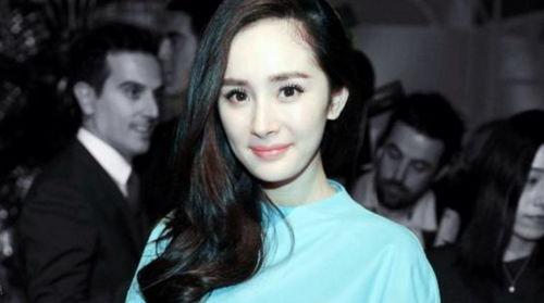 杨幂吃瓜采访视频合集,揭秘娱乐圈幕后故事