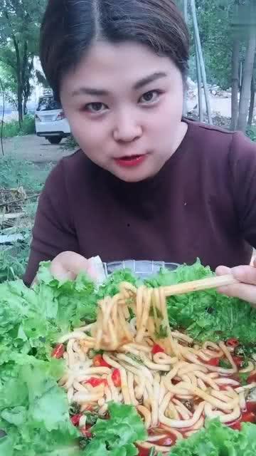 南山大姐吃瓜视频大全,揭秘娱乐圈幕后故事