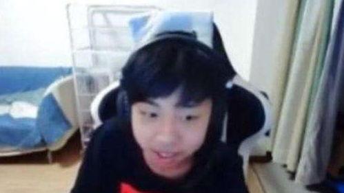 张璨羊行少年吃瓜视频,揭秘网红美食背后的故事