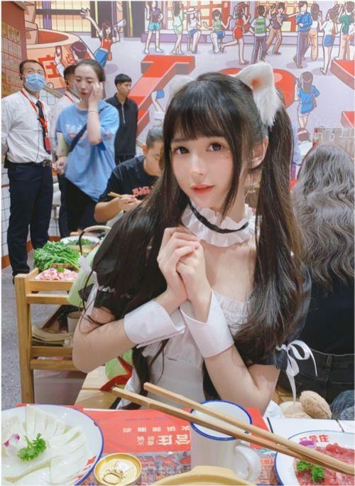 蔡萝莉吃瓜的视频,揭秘娱乐圈幕后真相