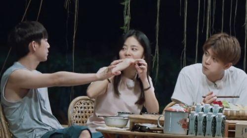 小忆吃瓜日记在线观看视频,揭秘娱乐圈幕后故事