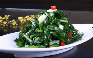 韭菜哥吃瓜视频文案搞笑,笑料横飞，瓜田笑果连连