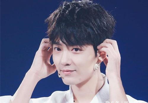 徐坤吃瓜的视频,揭秘娱乐圈幕后真相