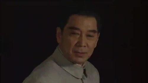 蒋校长吃瓜视频,揭秘校园生活趣味瞬间