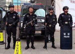 缉毒现场吃瓜群众视频,吃瓜群众镜头记录惊险瞬间